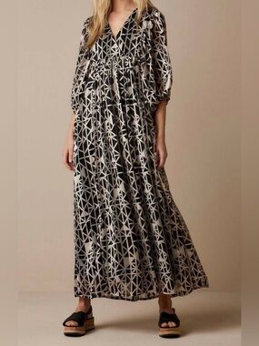 NEW Summum Black & White Geometric Maxi Dress size 44 ( large)